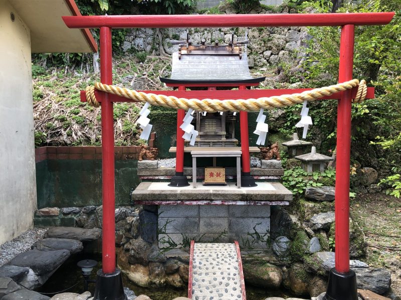 天久宮の弁天財