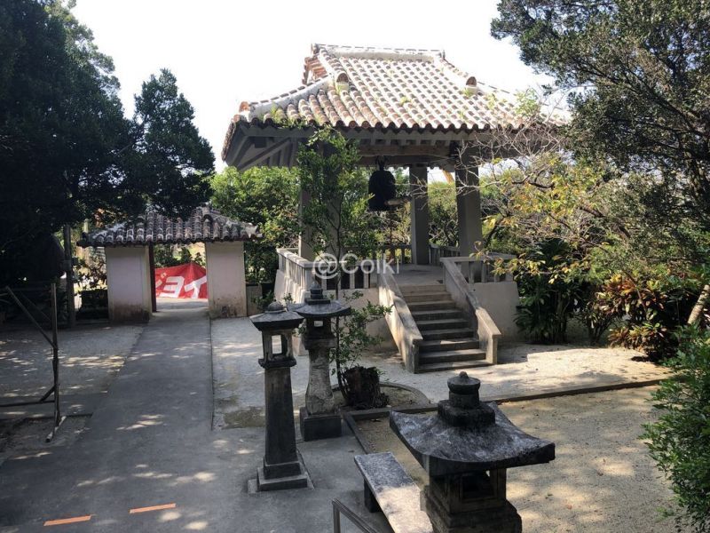 屋部寺の鐘撞堂