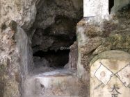 シルミチューの洞窟