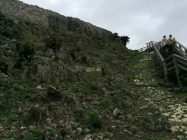 玉城城の階段