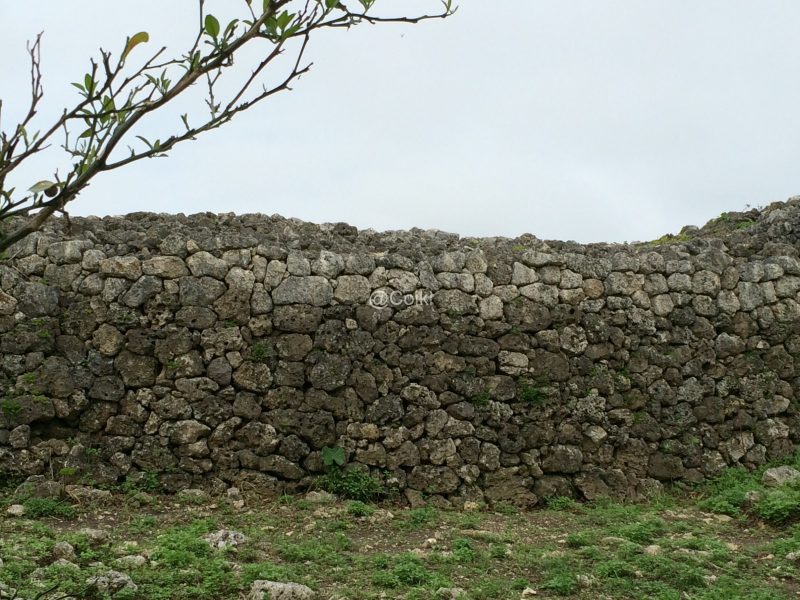 玉城城の城壁