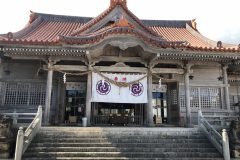 普天間宮の社殿