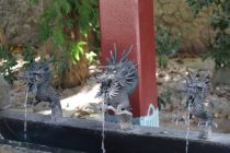 龍の手水舎