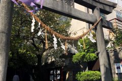 識名宮の鳥居